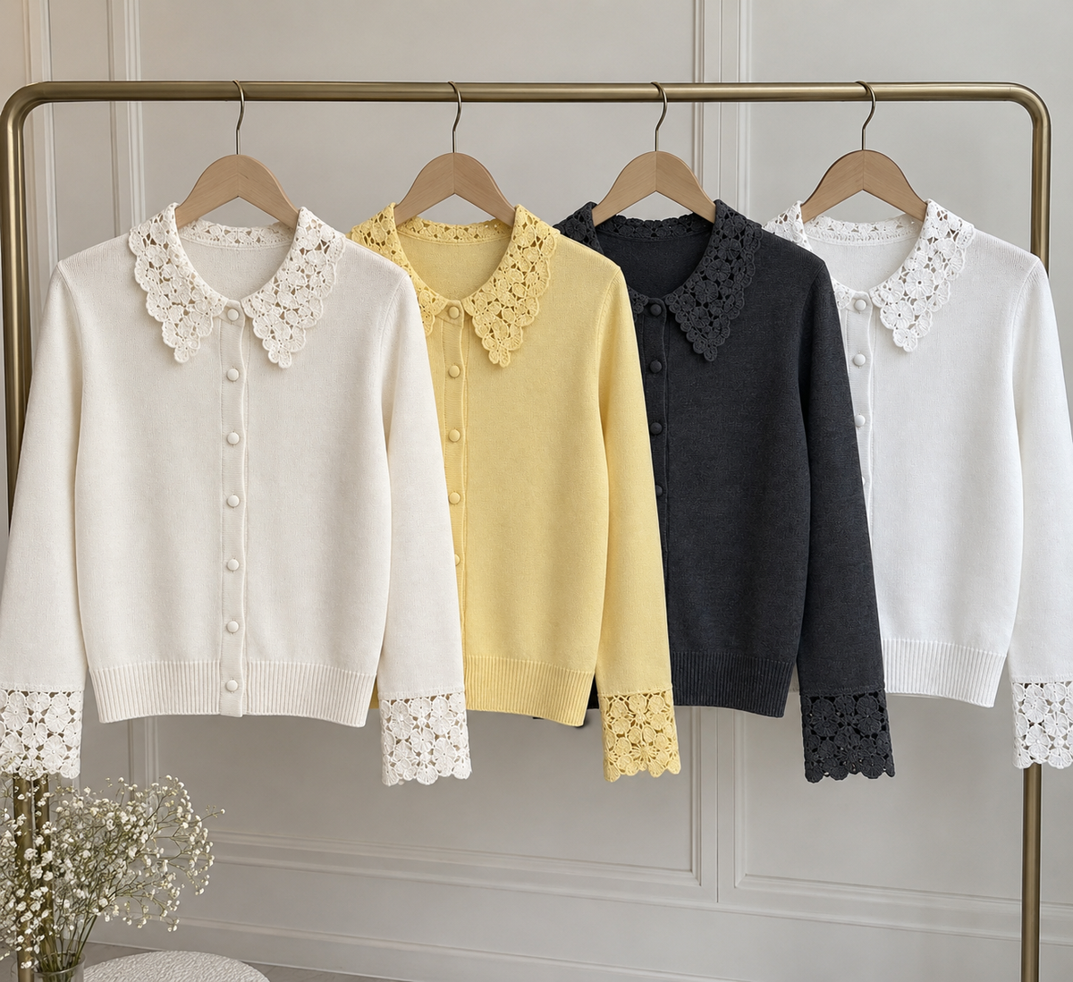 Cardigan tricot cu dantelă și nasturi perlați
