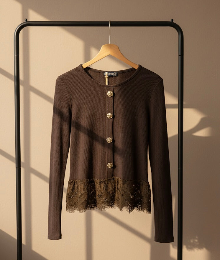 Cardigan Feminim cu Dantelă Delicată