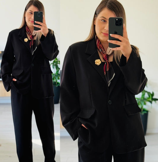 Costum Elegant 3 Piese cu Eșarfă