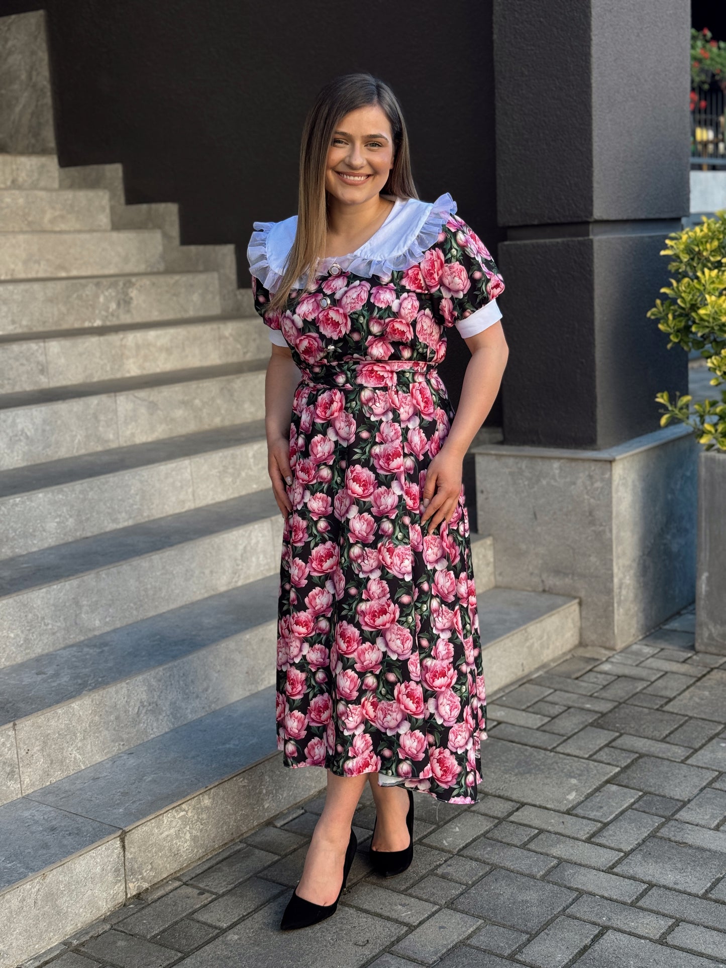 Rochie midi florală din vâscoză cu talie elastică