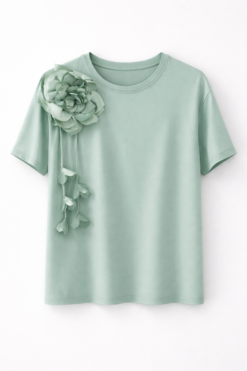 Tricou cu floare decorativă