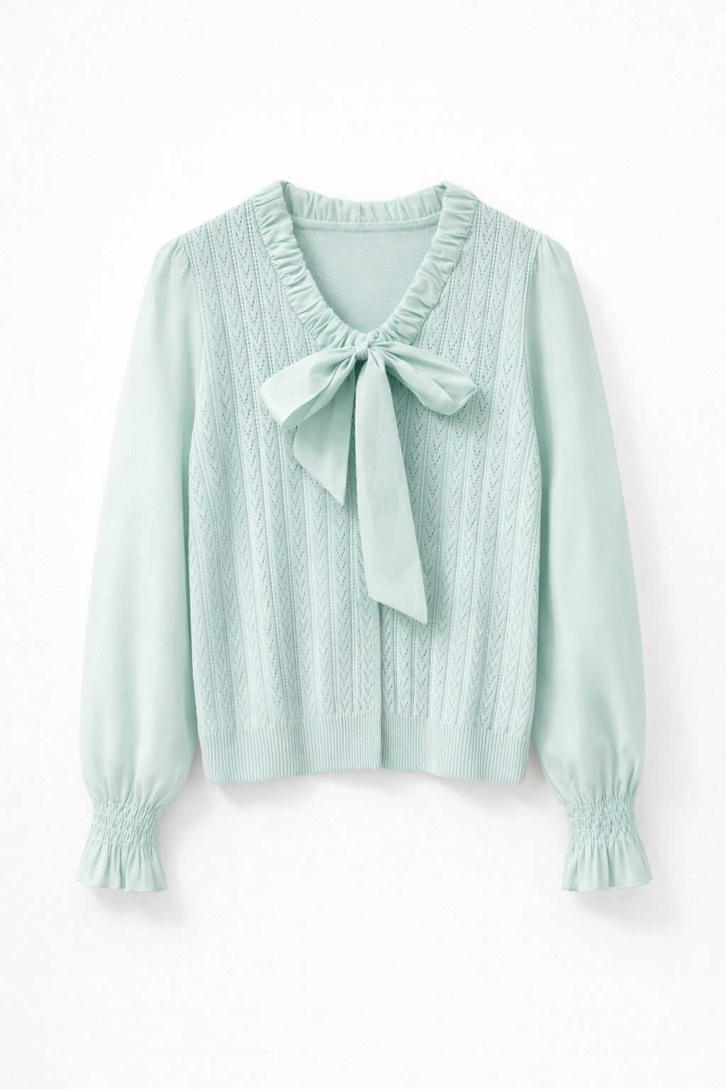 Bluză cu fundă decorativă – delicată și feminină