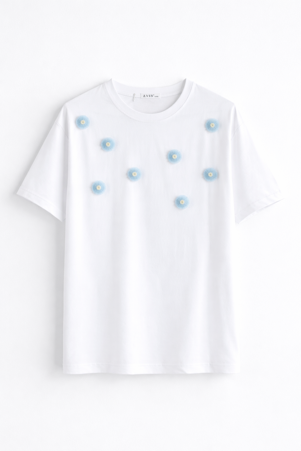 Tricou cu flori aplicate