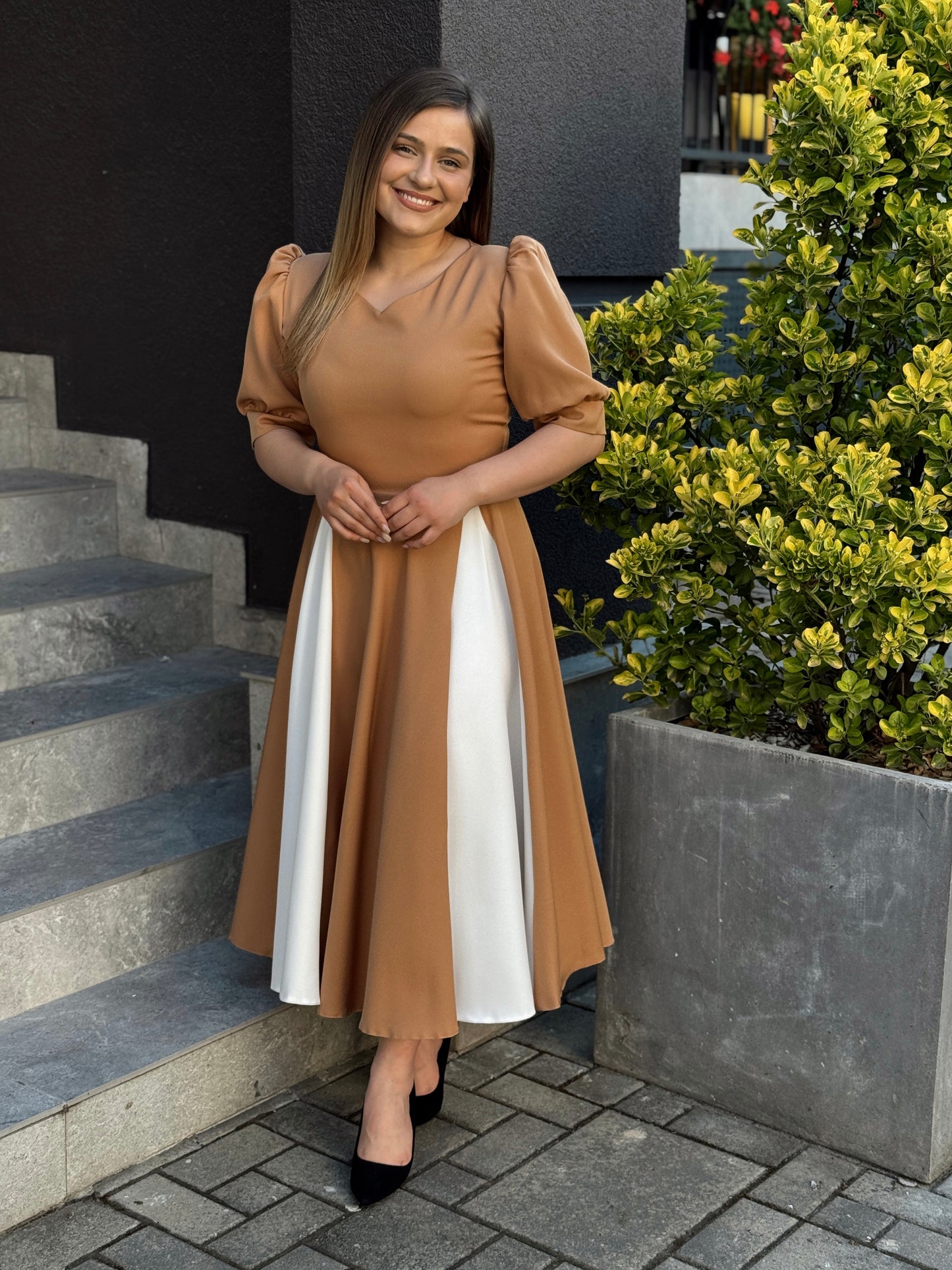 Rochie midi elegantă din stofă Barbi Camel
