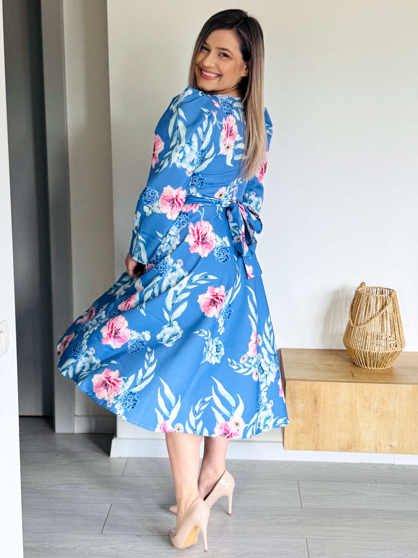 Rochie Midi Albastră Florală din Stofă Barbi