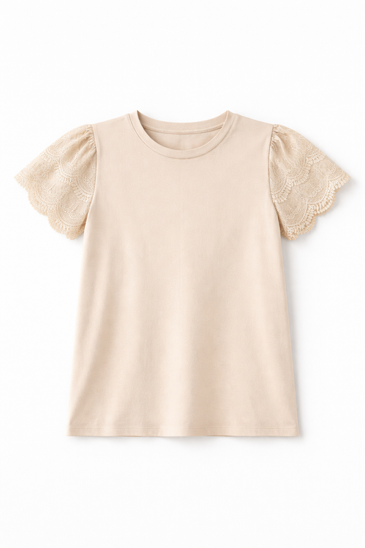 Tricou cu mâneci din dantelă