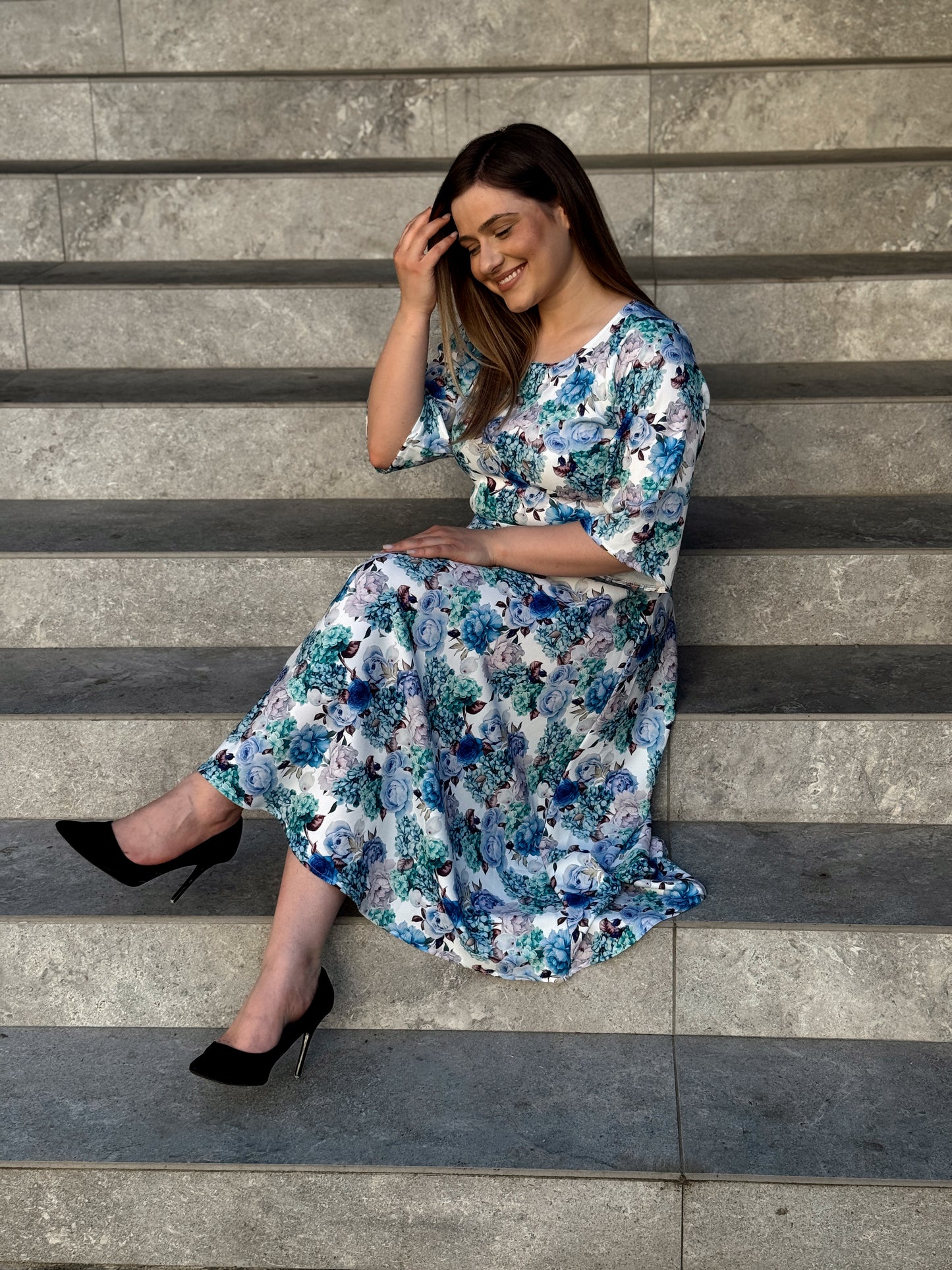 Rochie midi florală din vâscoză cu talie elastică