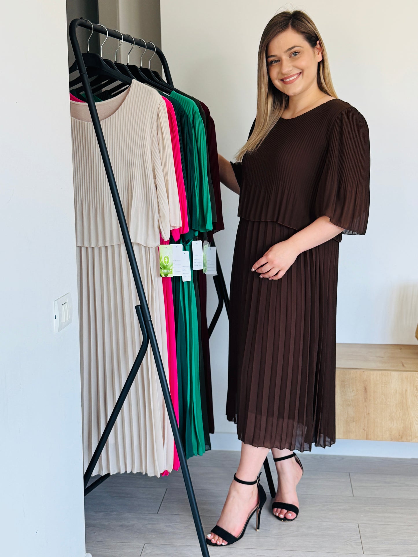 Rochie plisată elegantă