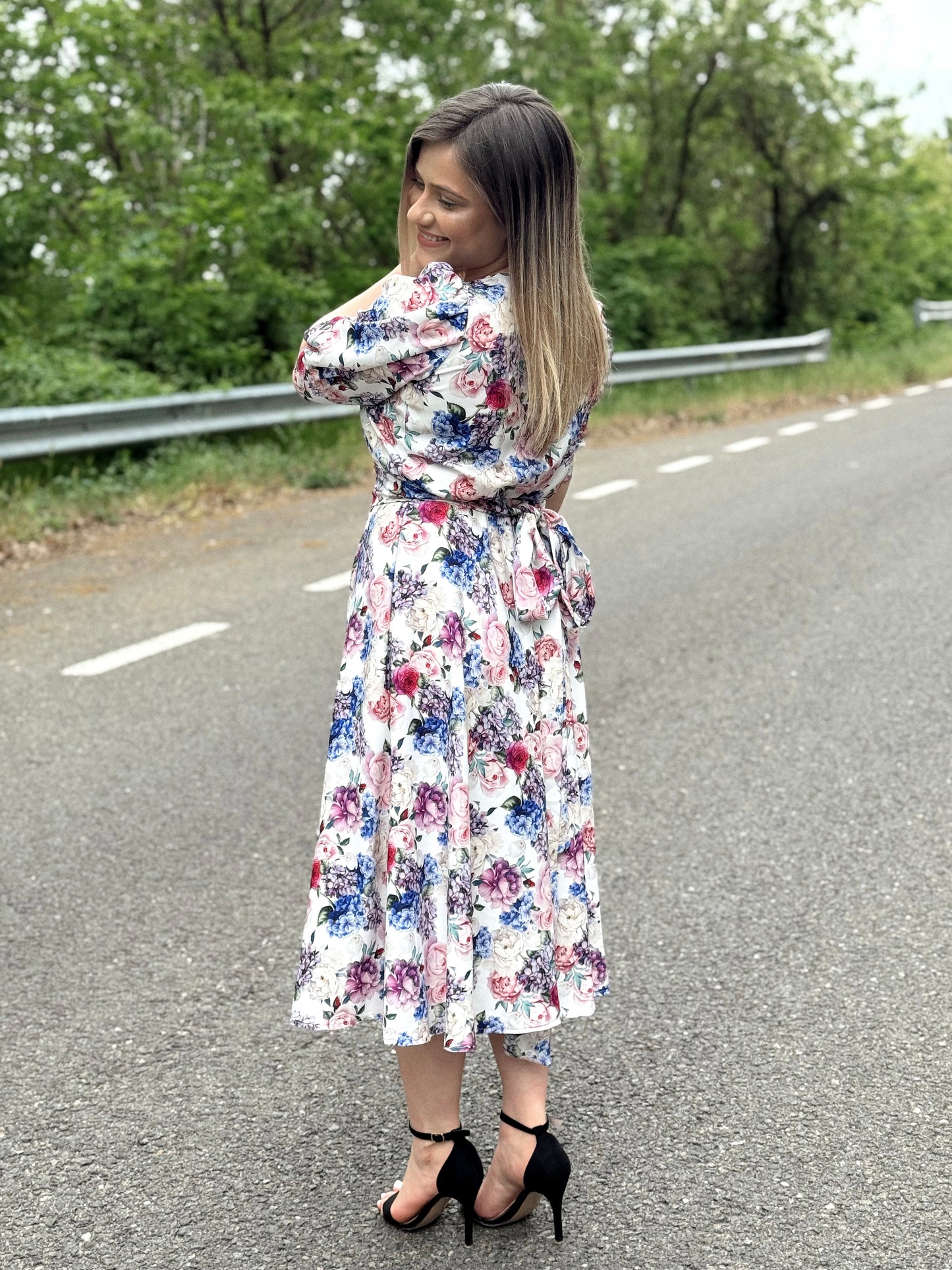 Rochie midi din vâscoză cu imprimeu floral