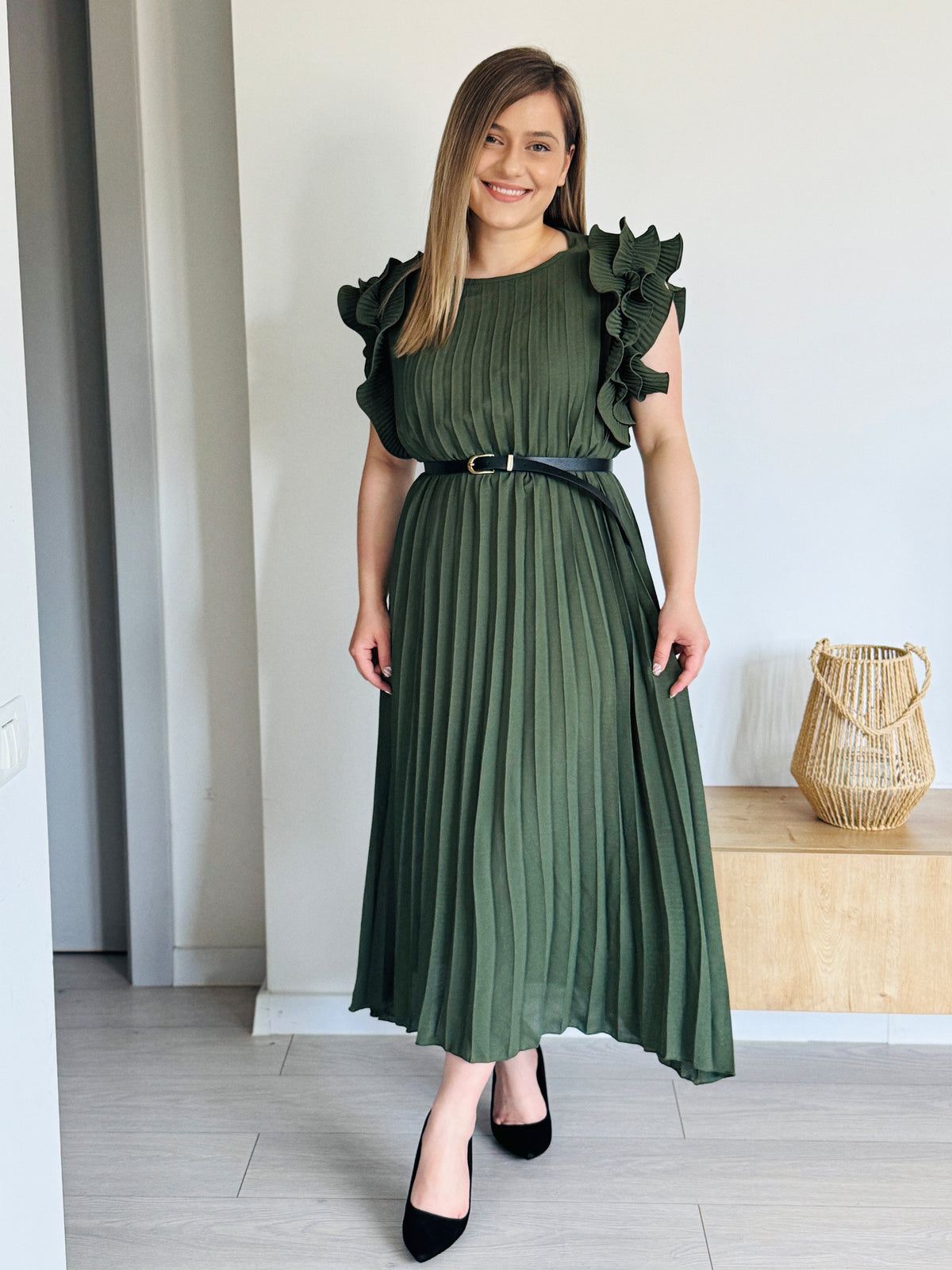 Rochie plisată din vâscoză cu volane