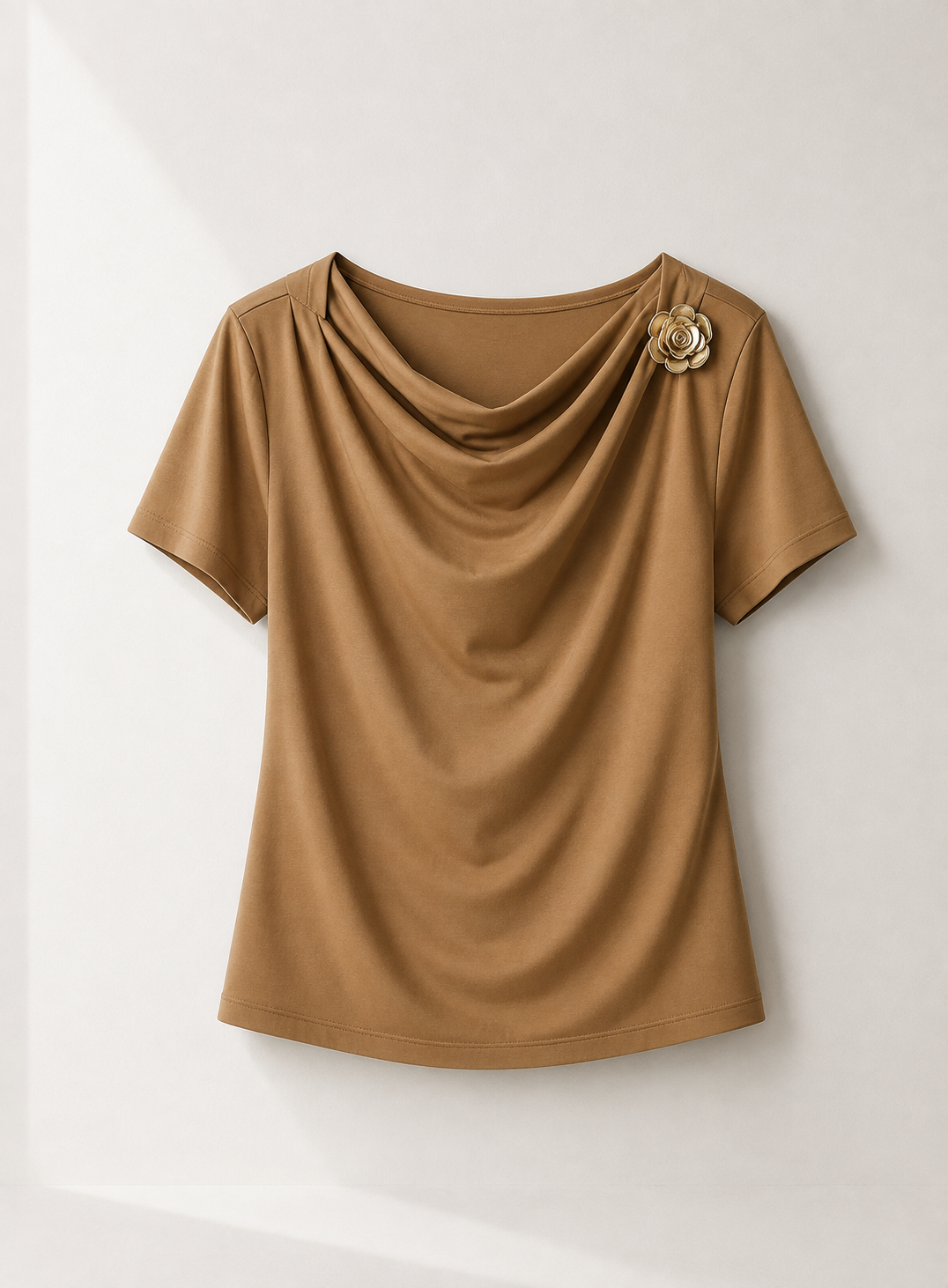 Articolul zilei 3 🎀                           Bluză elegantă cu pliuri și broșă detașabilă
