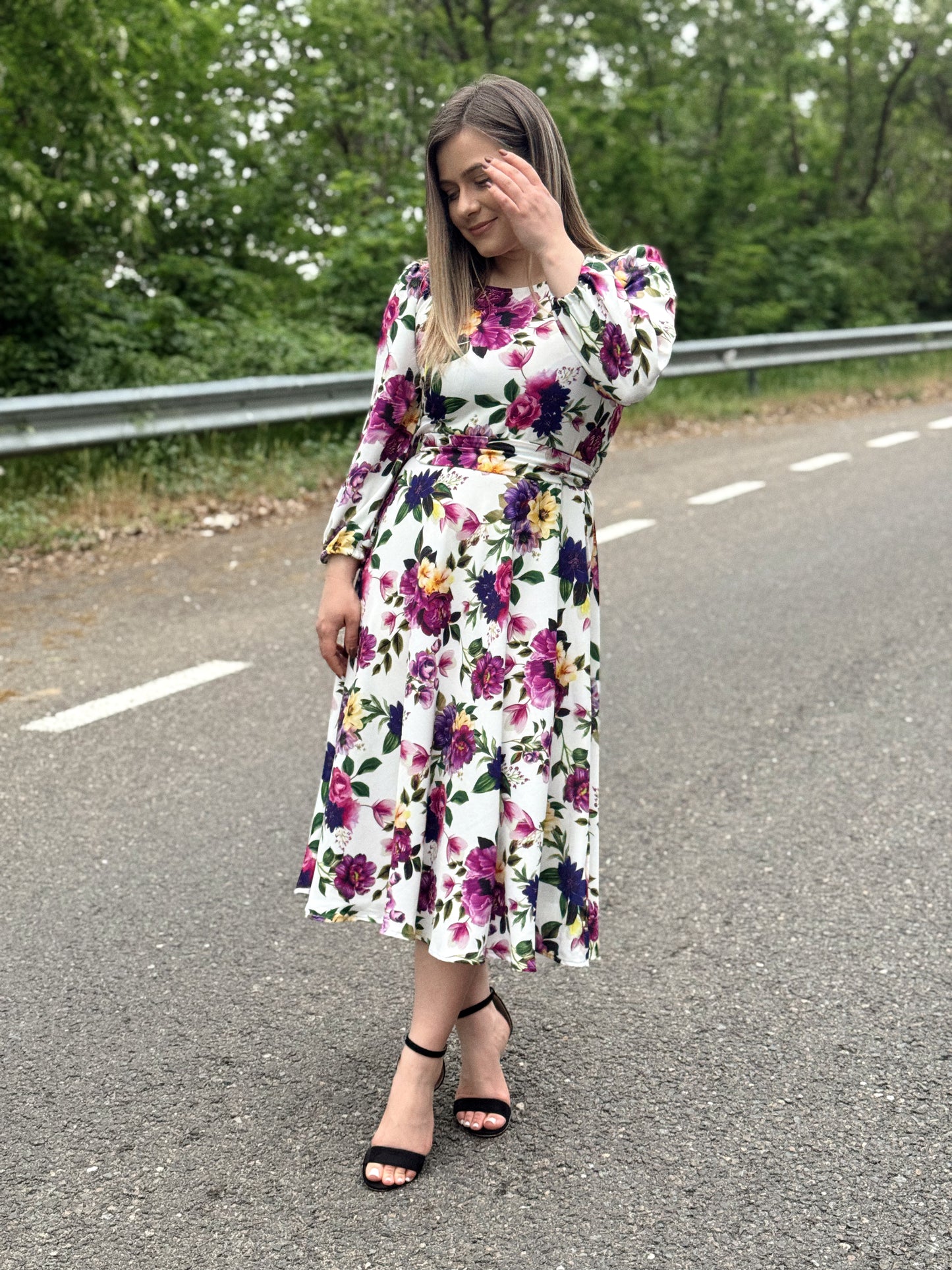 Rochie midi din vâscoză cu imprimeu floral