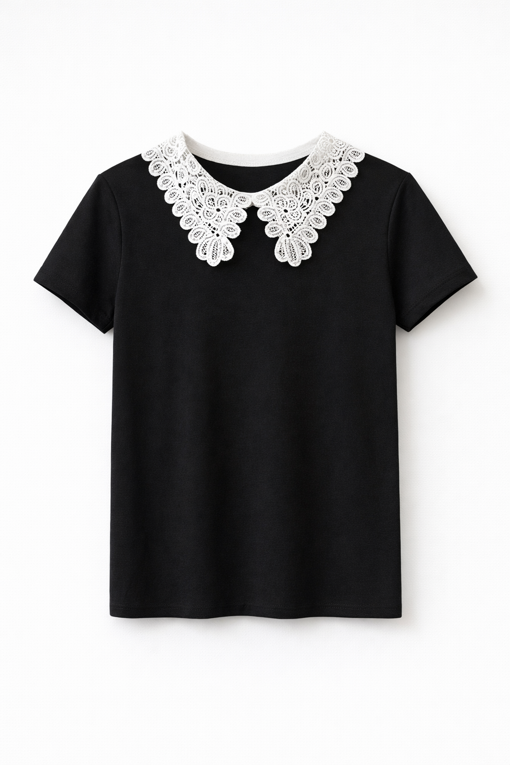 Tricou cu Guler Decorativ din Dantelă