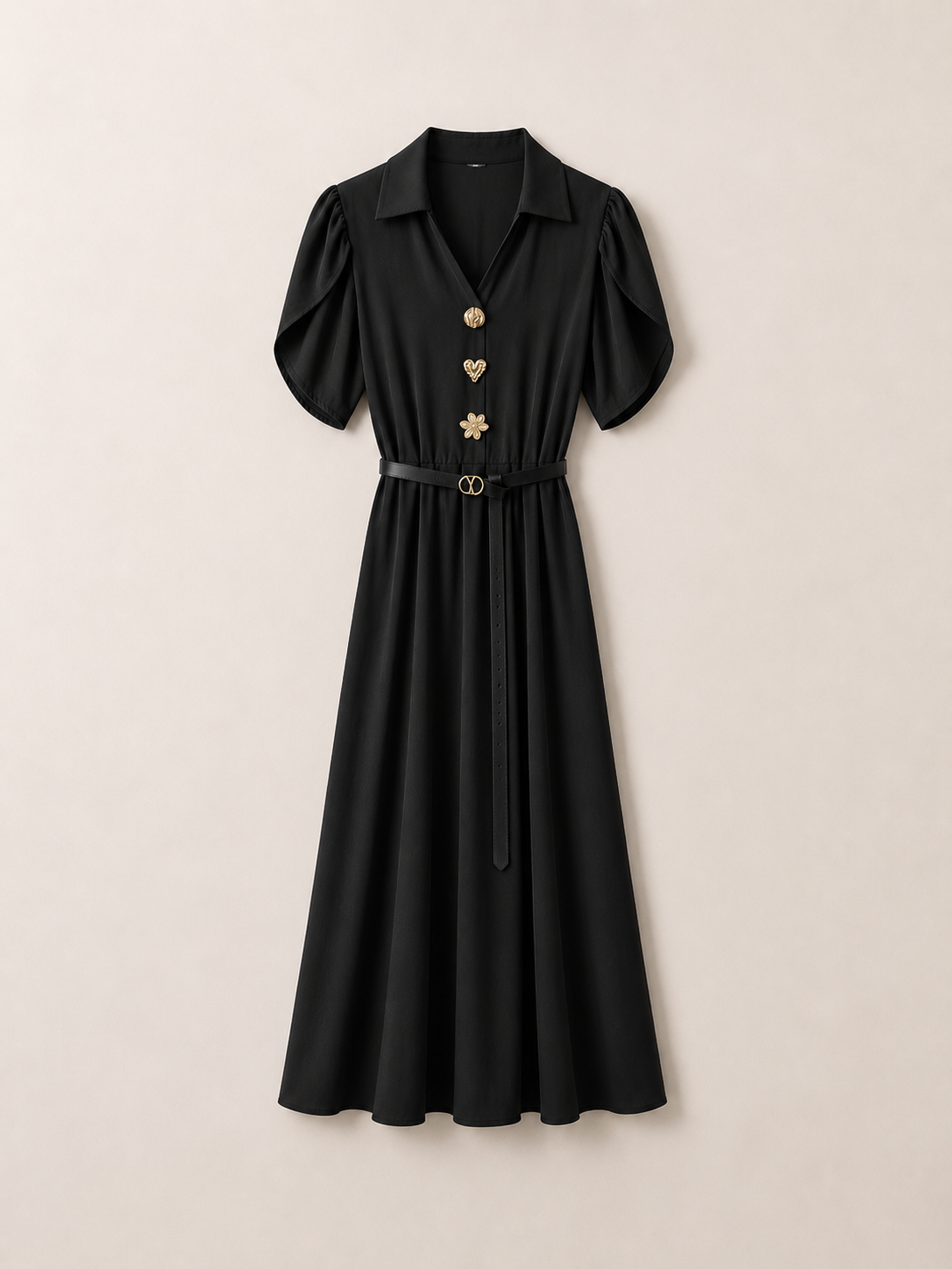 Rochie lungă elegantă cu nasturi decorativi și guler