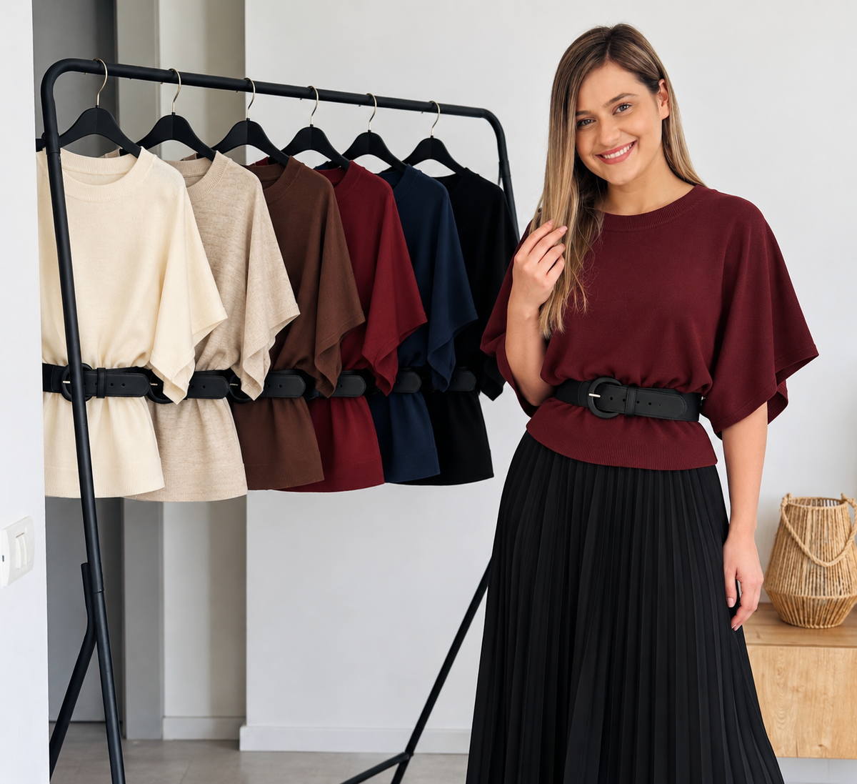 Bluză tip poncho din tricot cu curea