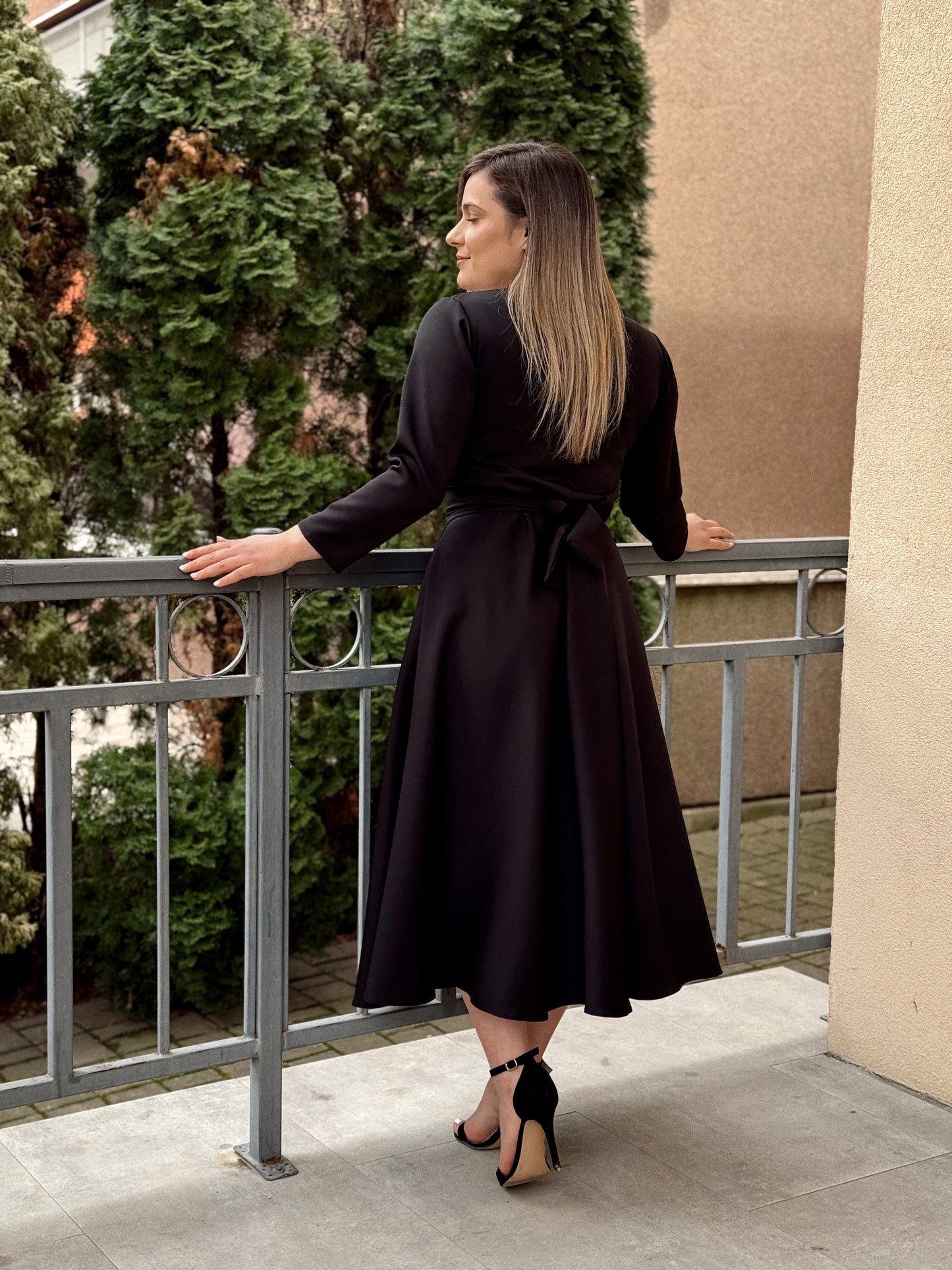 Rochie Elegantă cu Fundă din Stofă Barbie