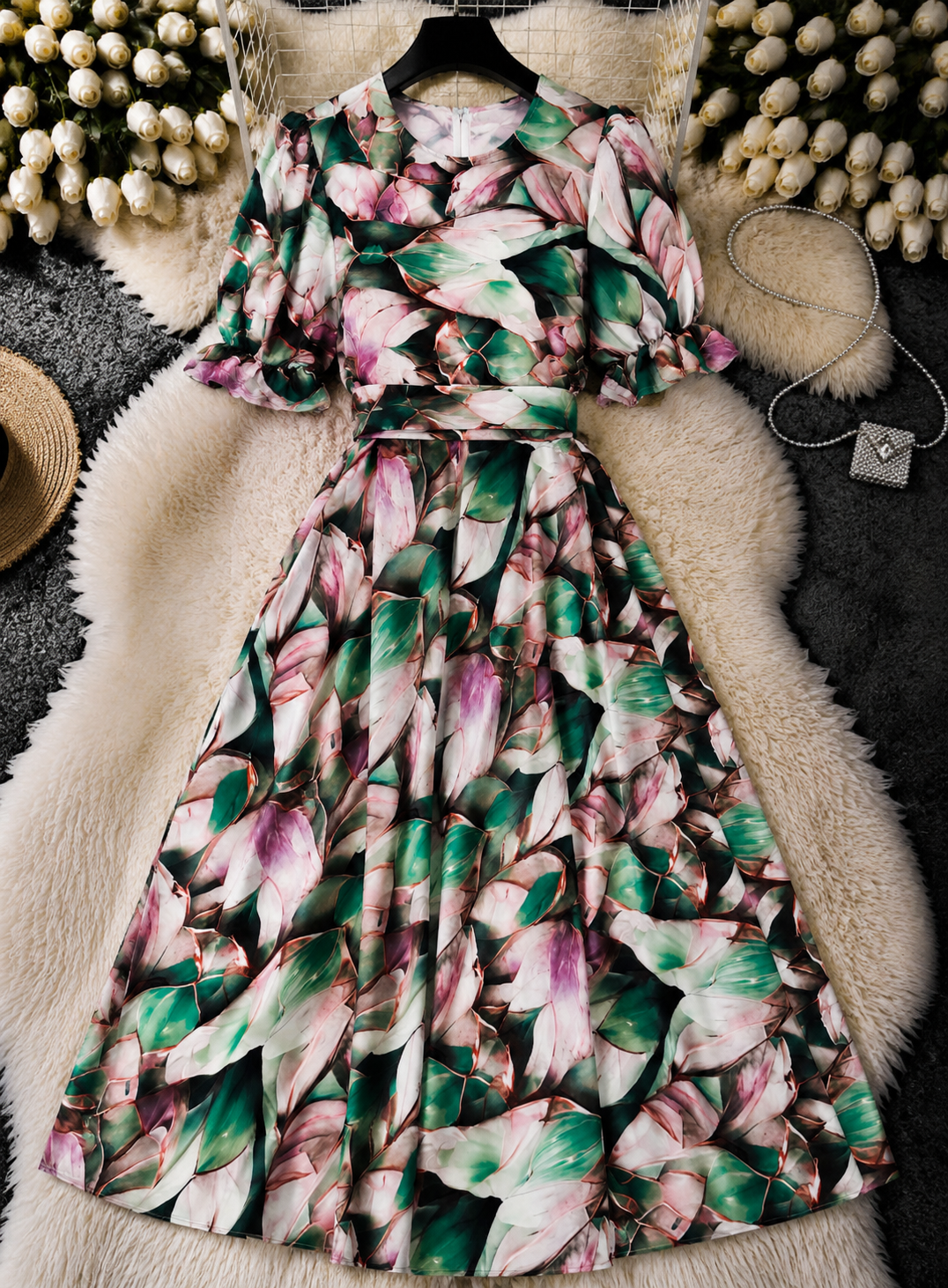 Articolul zilei🎀                                 Rochie midi din stofă Barbi