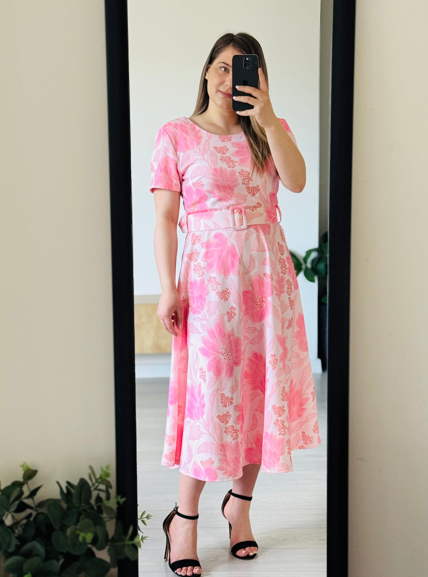 Rochie midi elegantă cu imprimeu floral și cordon