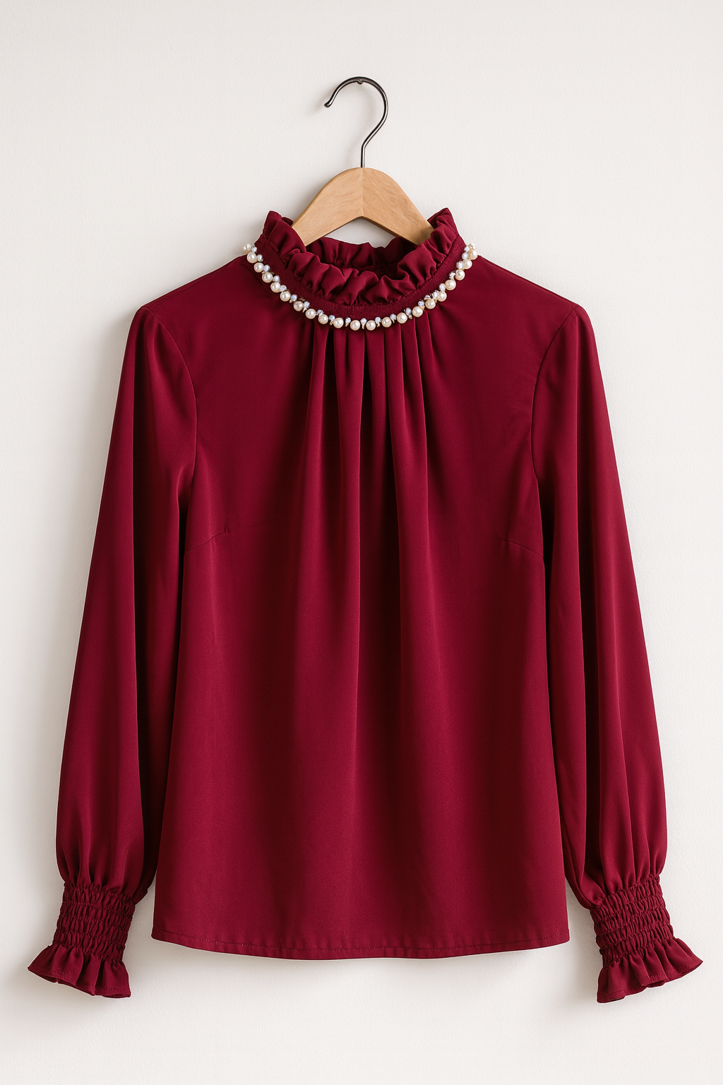 Bluză Bordo cu Guler Rulat și Perle Decorative