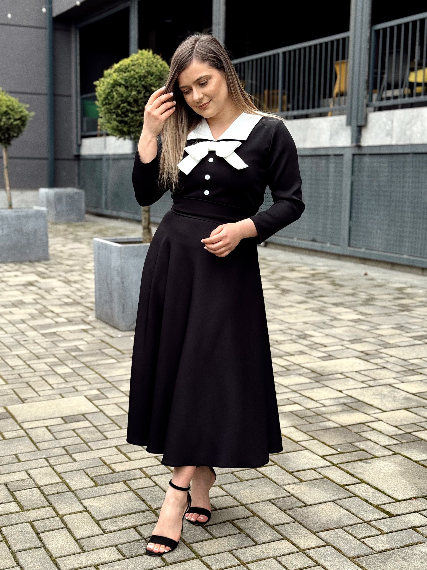 Rochie Elegantă cu Fundă din Stofă Barbie