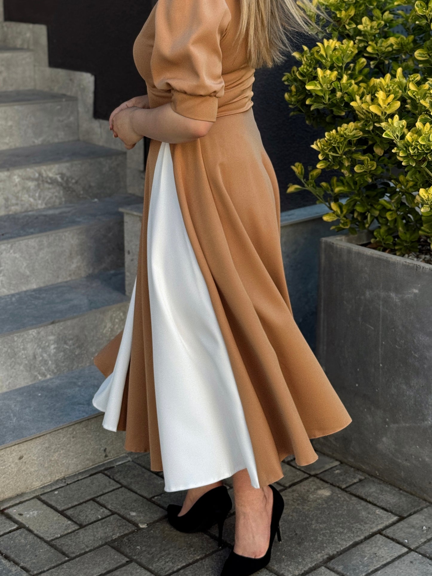 Rochie midi elegantă din stofă Barbi Camel