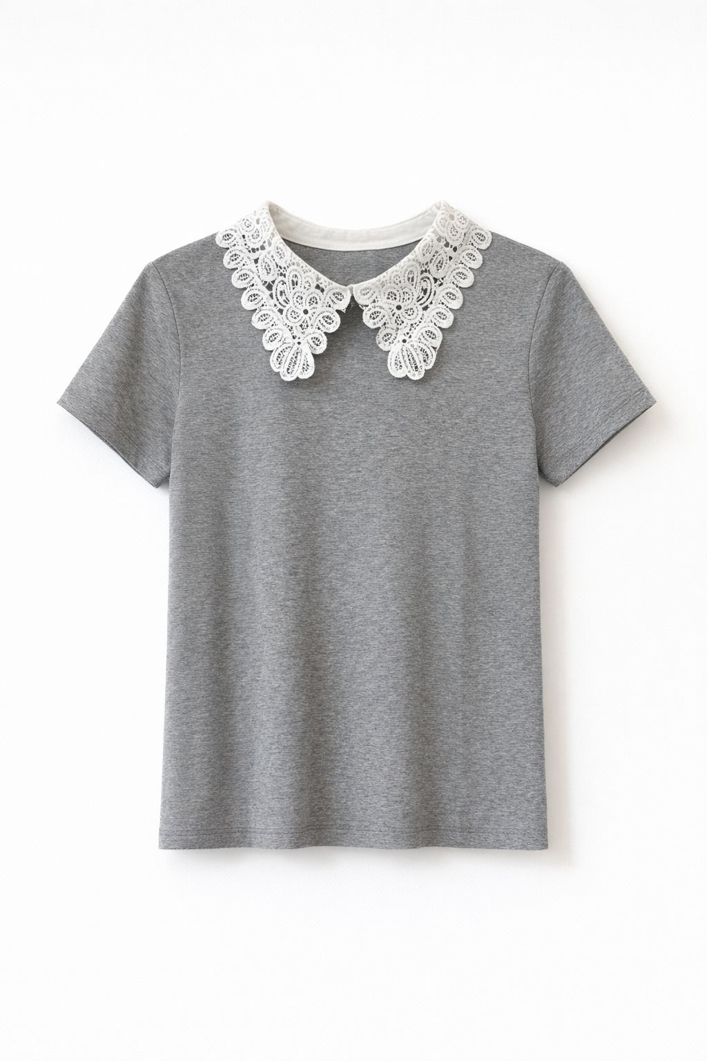 Tricou cu Guler Decorativ din Dantelă