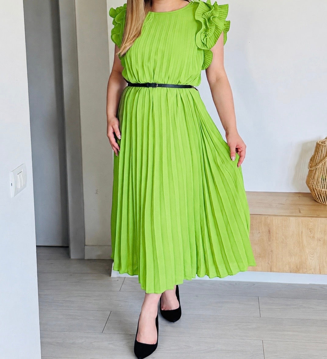 Rochie plisată din vâscoză cu volane