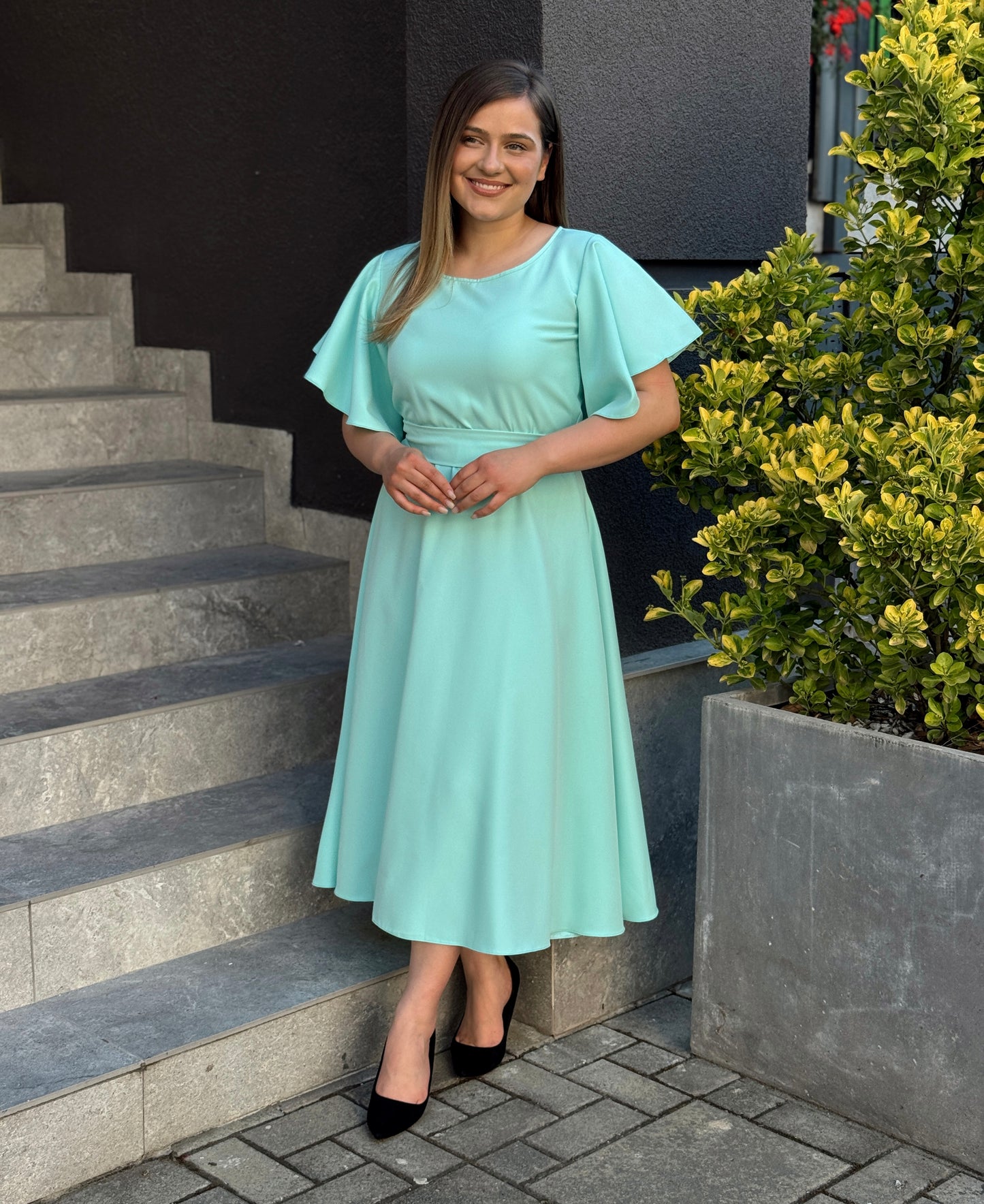 Rochie midi elegantă din stofă verde mentă