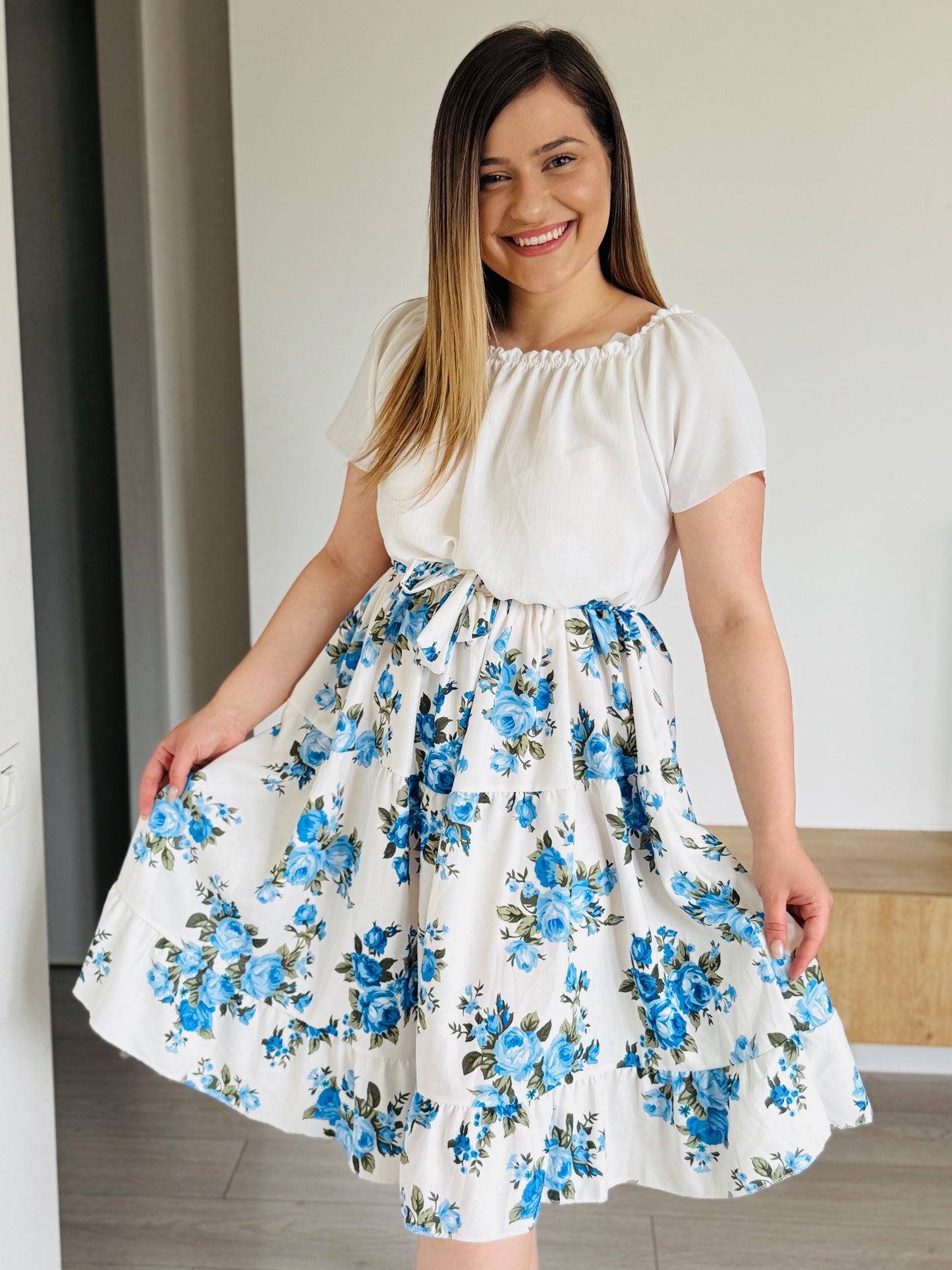 Rochie cu imprimeu și talie elastică
