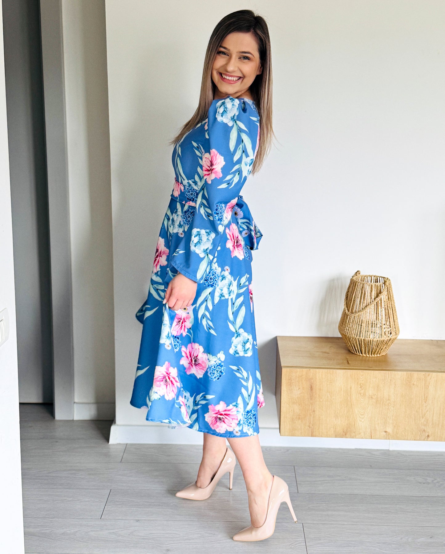 Rochie Midi Albastră Florală din Stofă Barbi