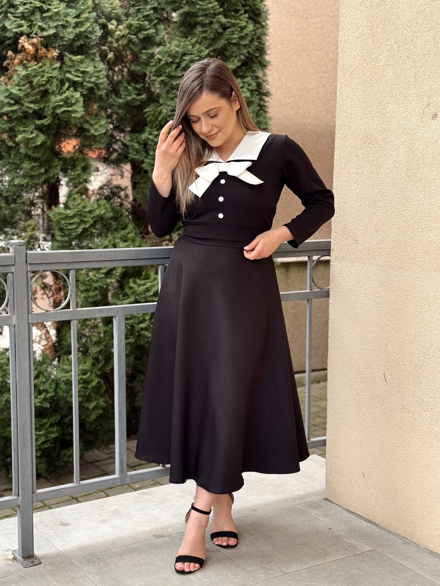 Rochie Elegantă cu Fundă din Stofă Barbie