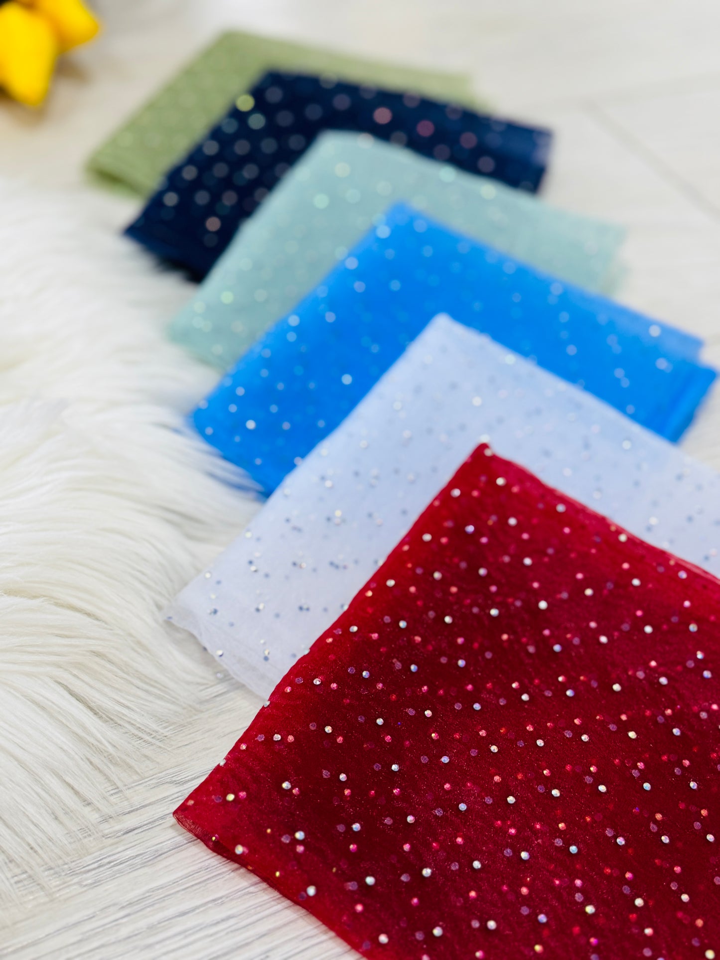 Baticuri cu pietrcele