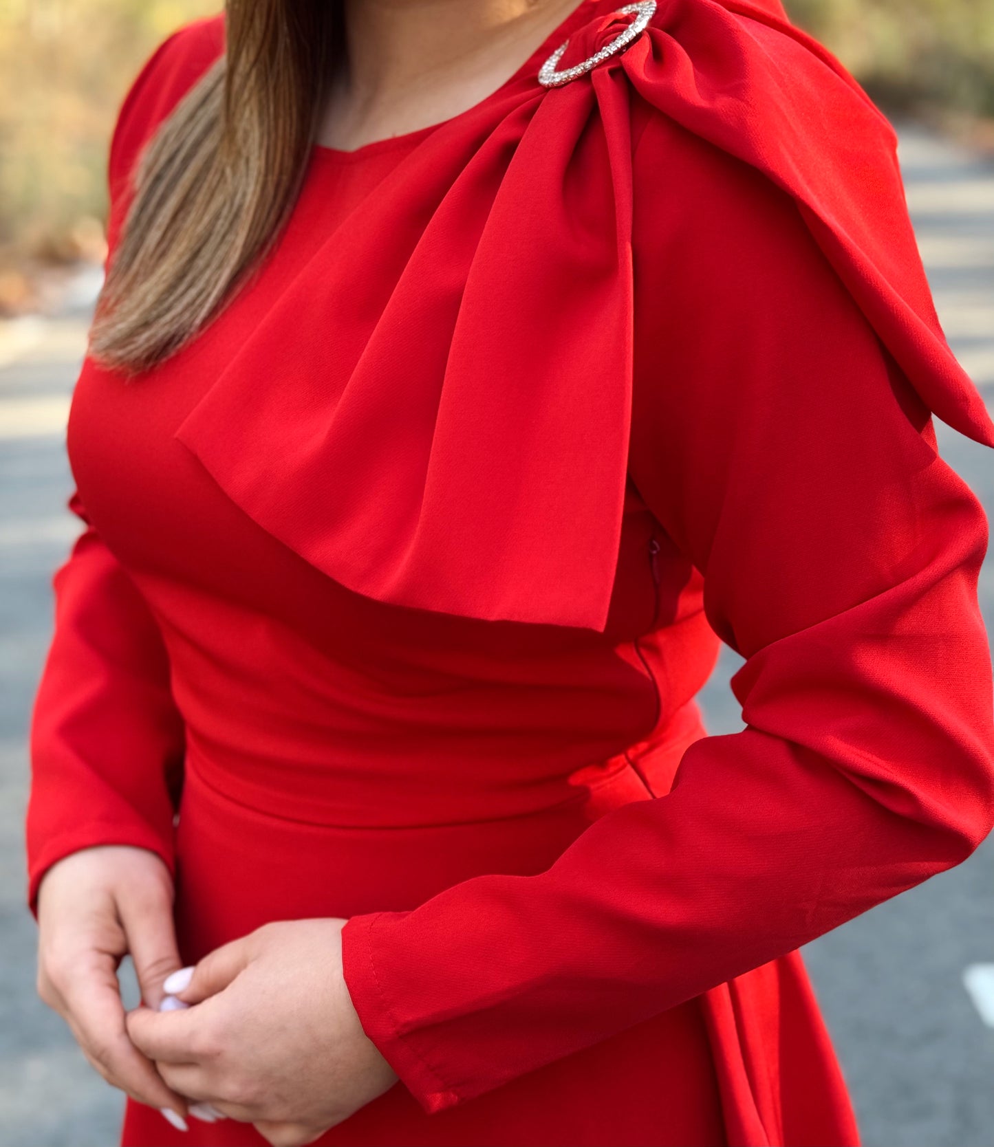 Rochie Midi Elegantă din Stofă Barbi cu Detaliu Tip Fundă