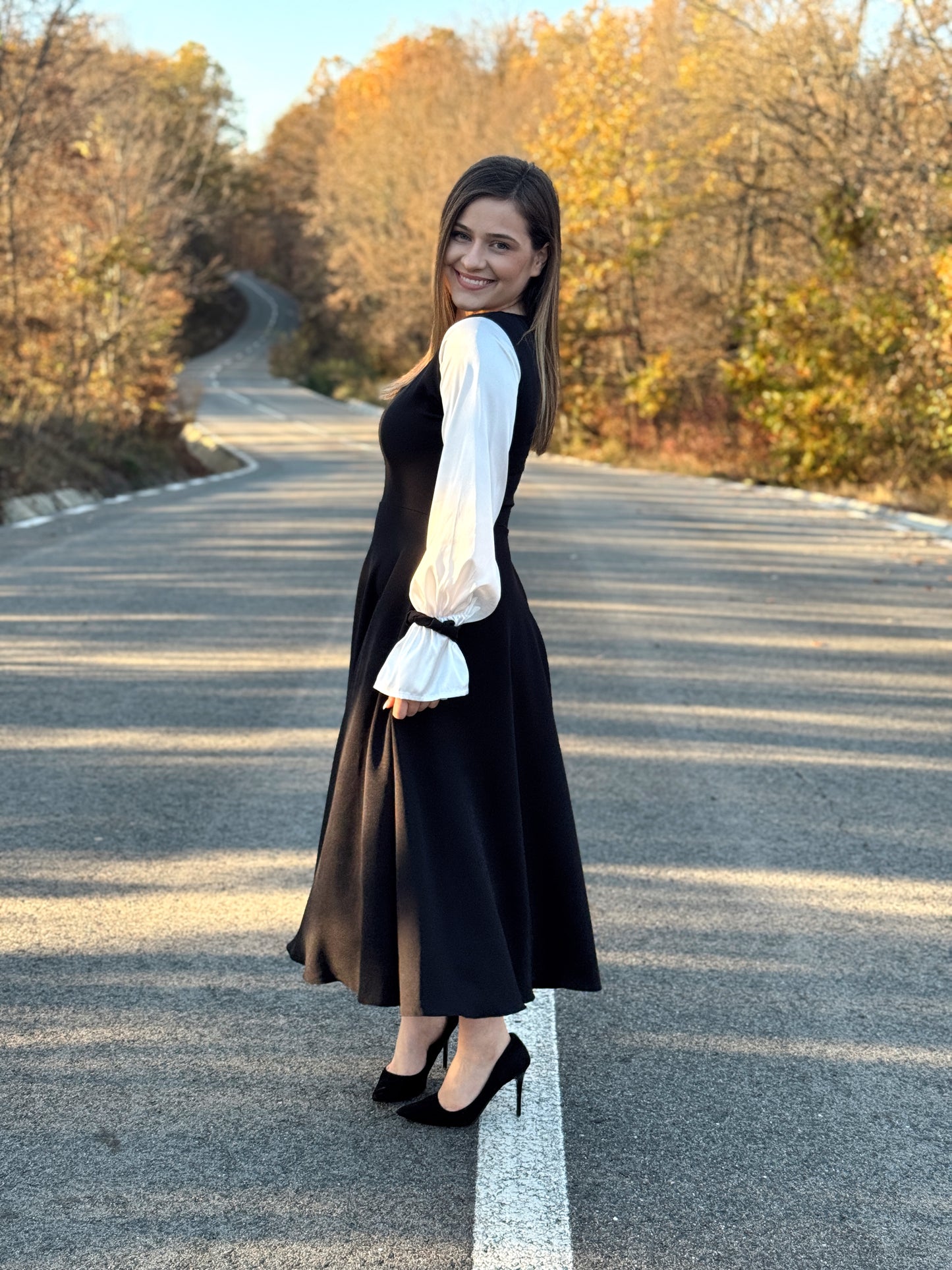 Rochie Midi din Stofă cu Mâneci din Satin