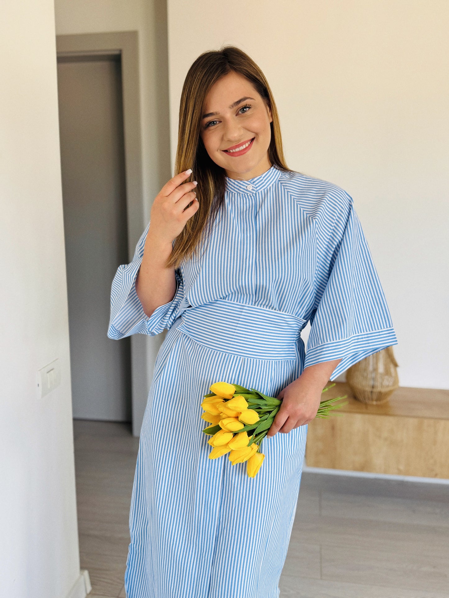 Rochie în dungi cu cordon lat