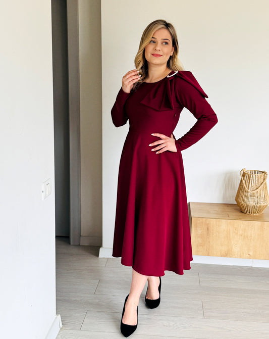 Rochie Midi Elegantă din Stofă Barbi cu Detaliu Tip Fundă