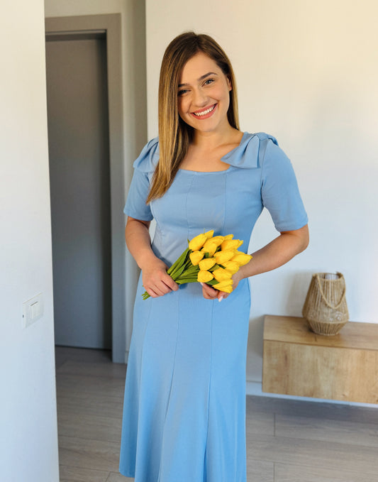 Rochie midi cu detaliu fundă – Albastru ciel