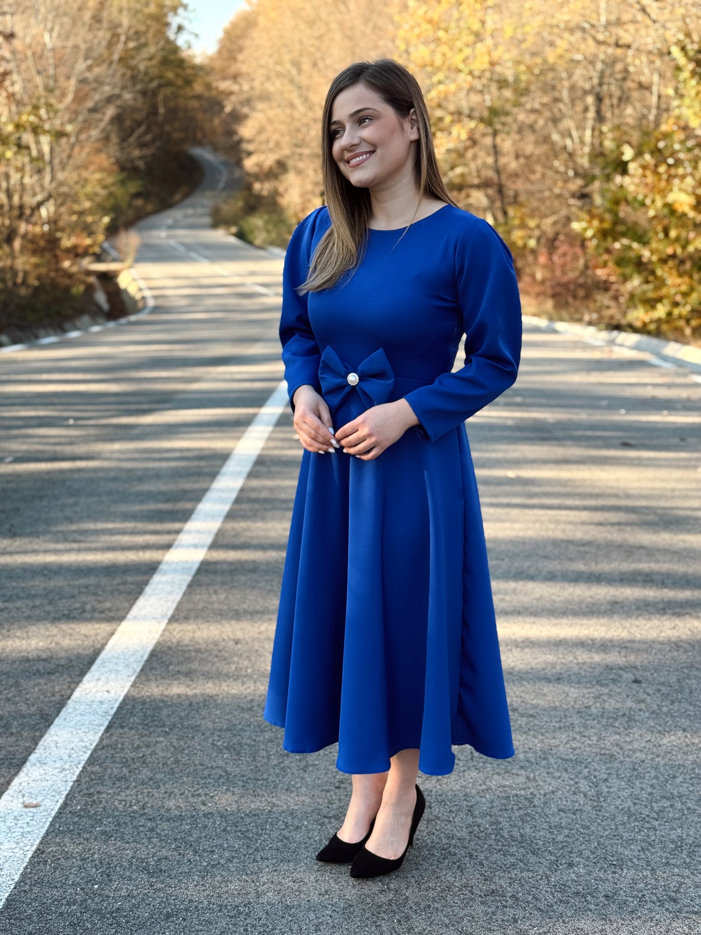 Rochie Midi din Stofă Barbi cu Detaliu Fundă și Perlă