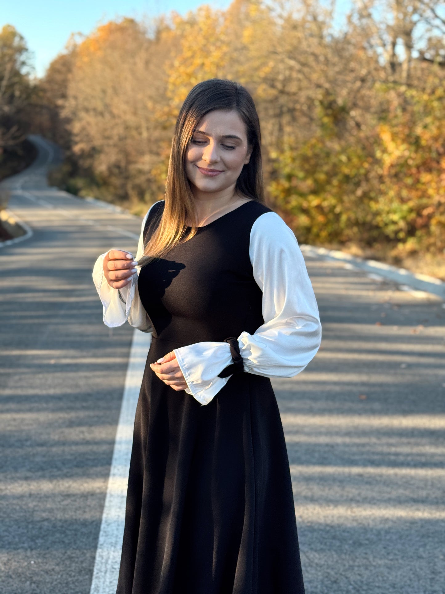 Rochie Midi din Stofă cu Mâneci din Satin