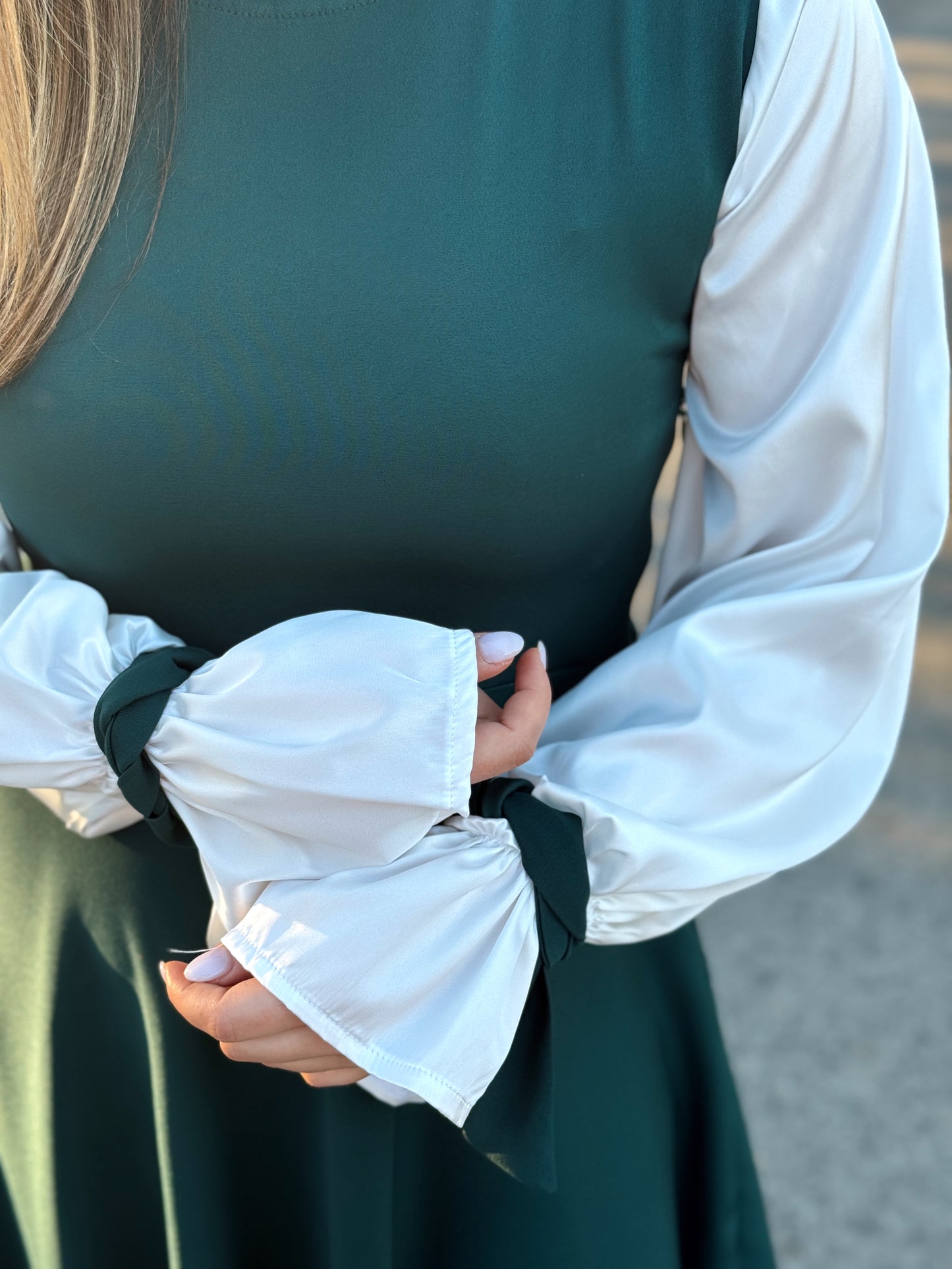 Rochie Midi din Stofă cu Mâneci din Satin