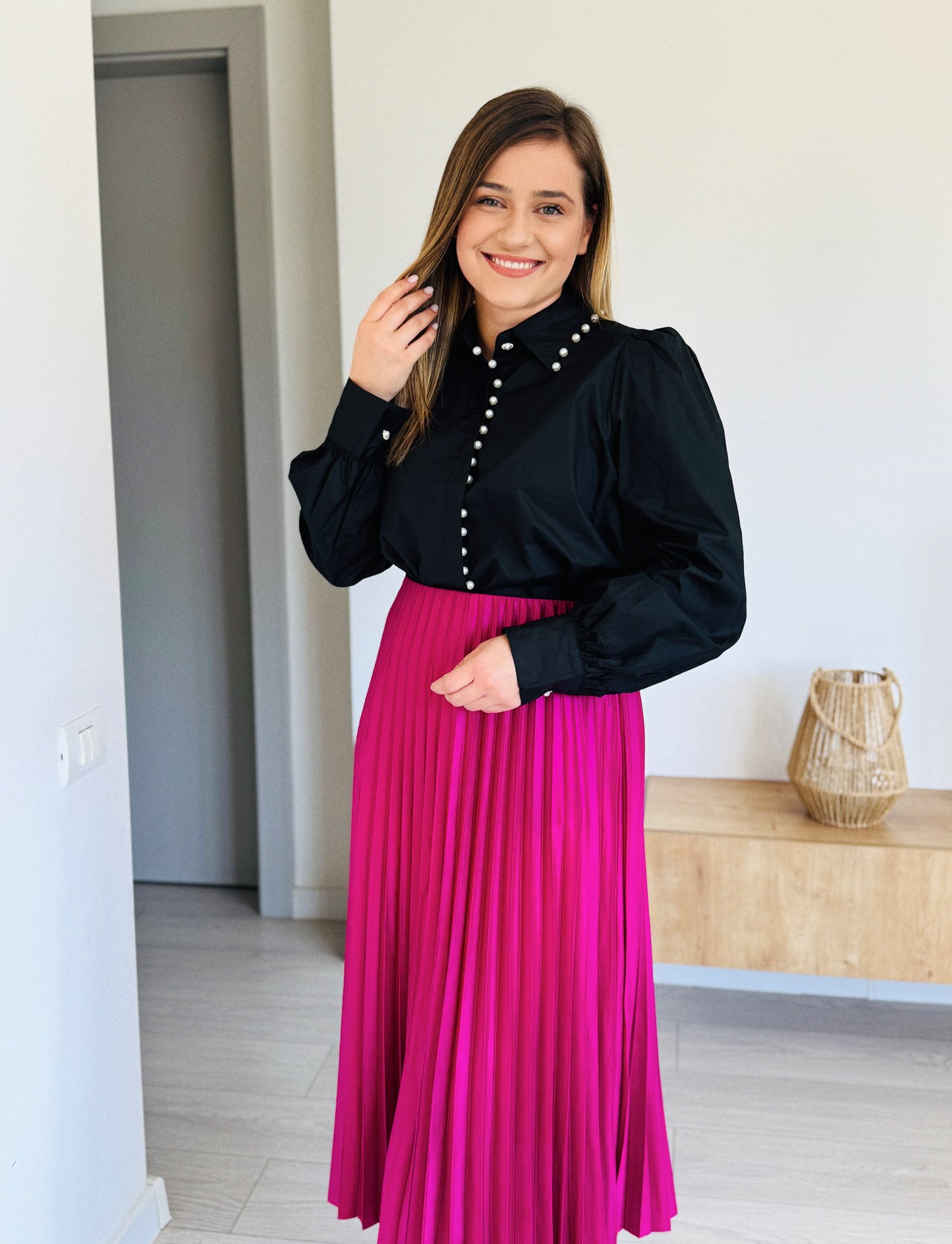 Cămașă cu nasturi decorați cu perle