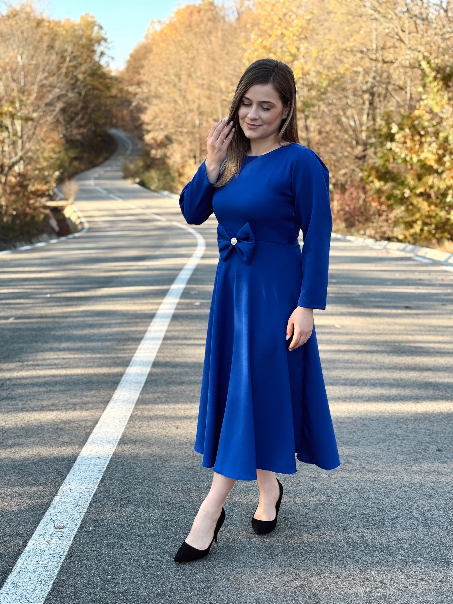 Rochie Midi din Stofă Barbi cu Detaliu Fundă și Perlă