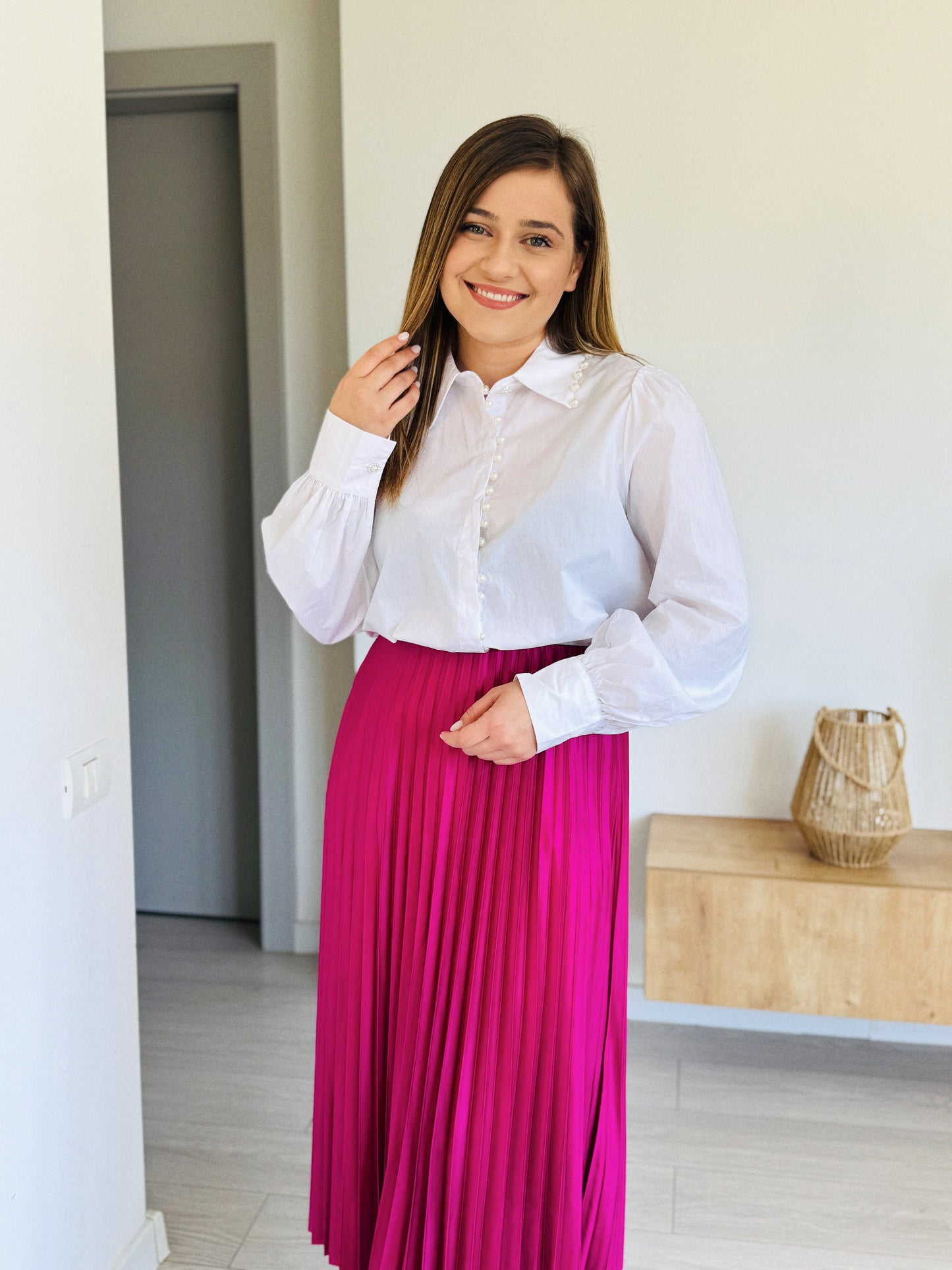 Cămașă cu nasturi decorați cu perle