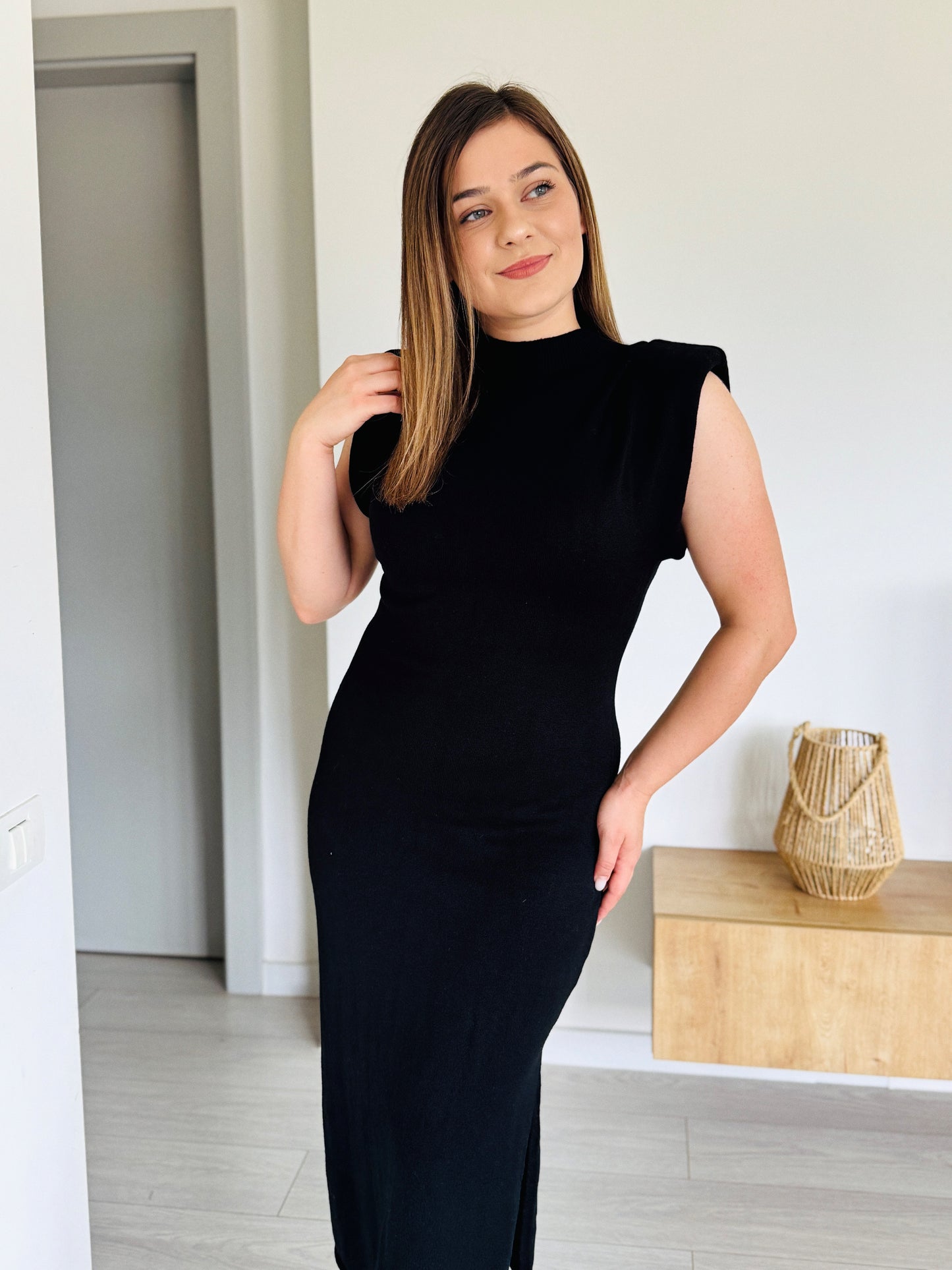 Rochie tricotată fără mâneci